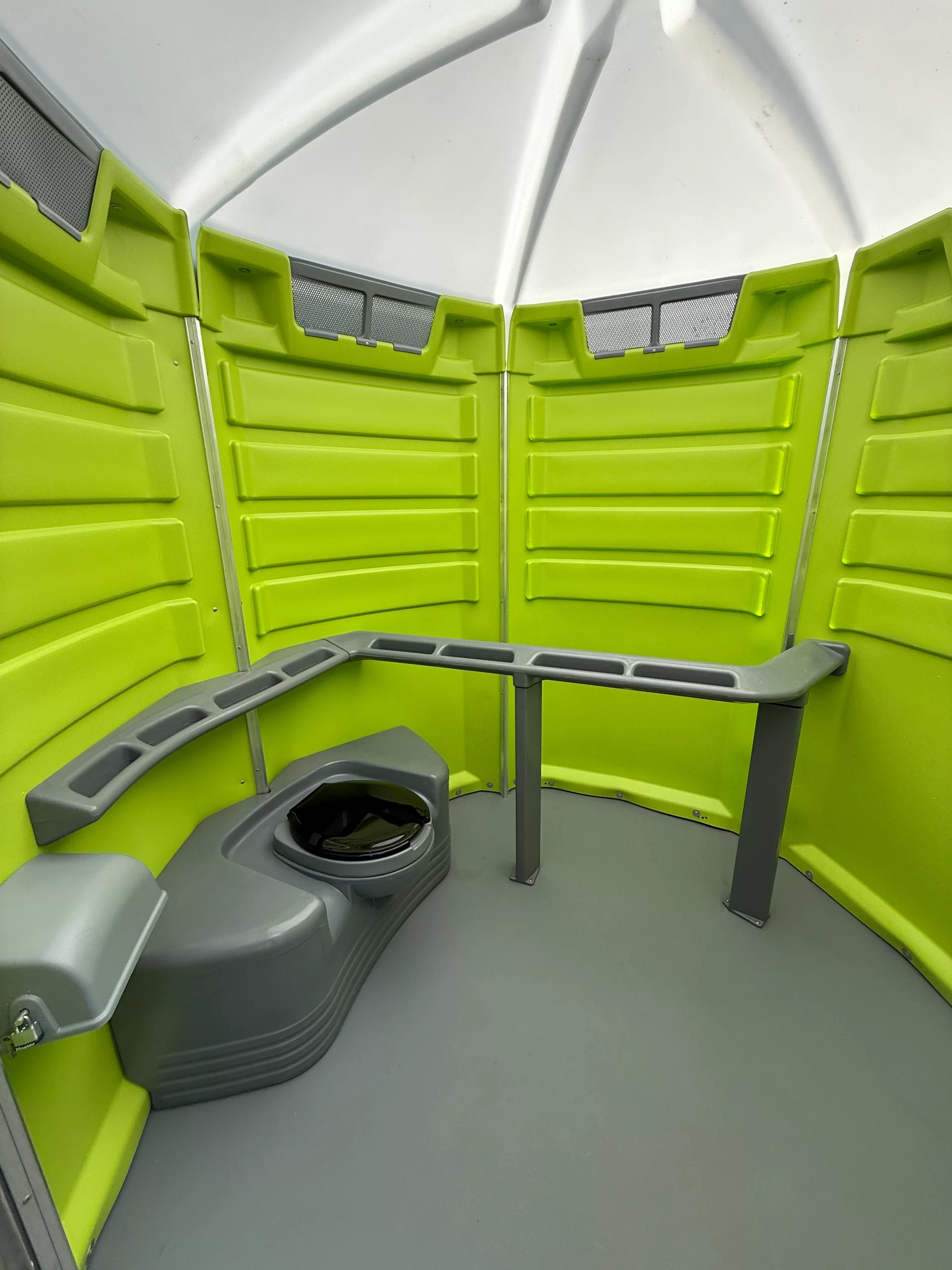 ADA-Compliant Portable Restroom Rentals in New Jersey - Image 8