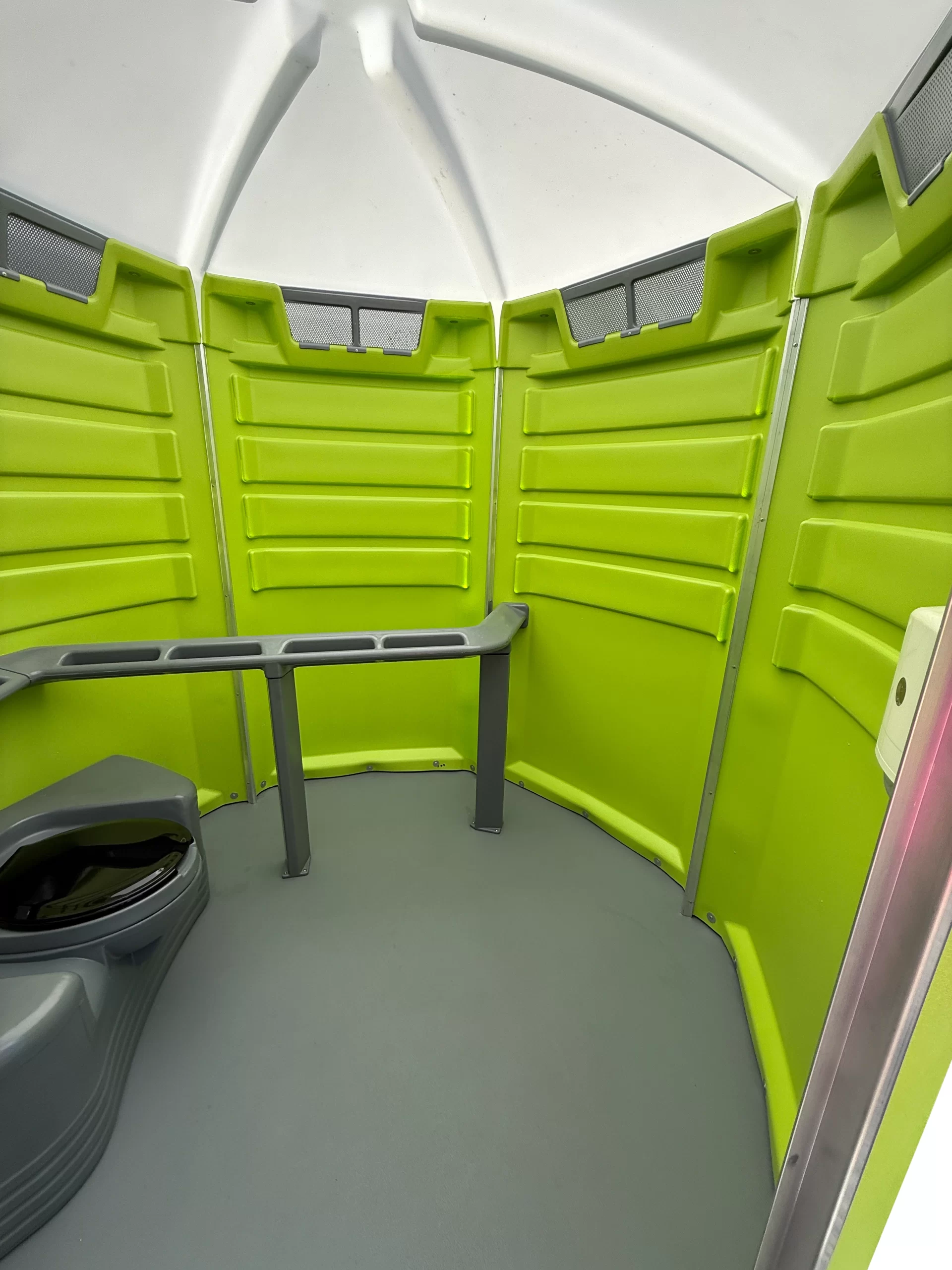 ADA-Compliant Portable Restroom Rentals in New Jersey - Image 7
