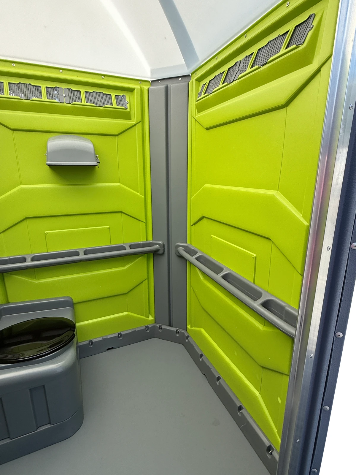XLT Wheelchair-Accessible Portable Restroom Unit - Image 8